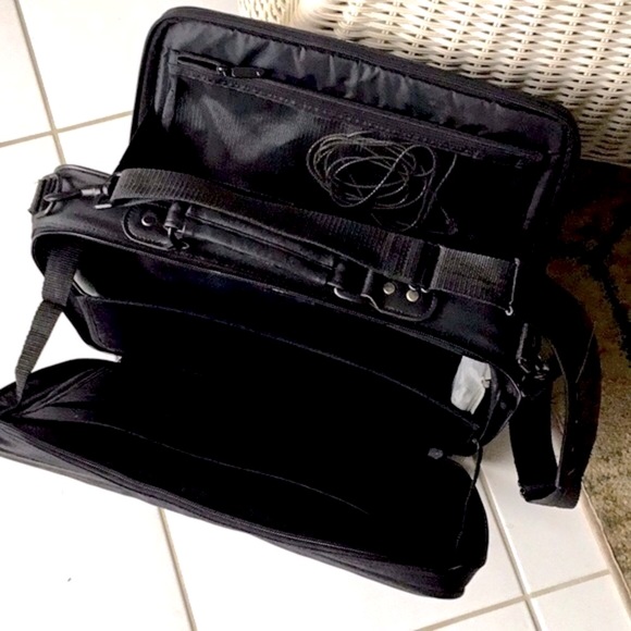 NEW Port Noteworthy Profession lap top/organizer/briefcase - Picture 2 of 13